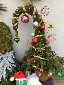 Grab and Go Kit Grinch Tree  251120084